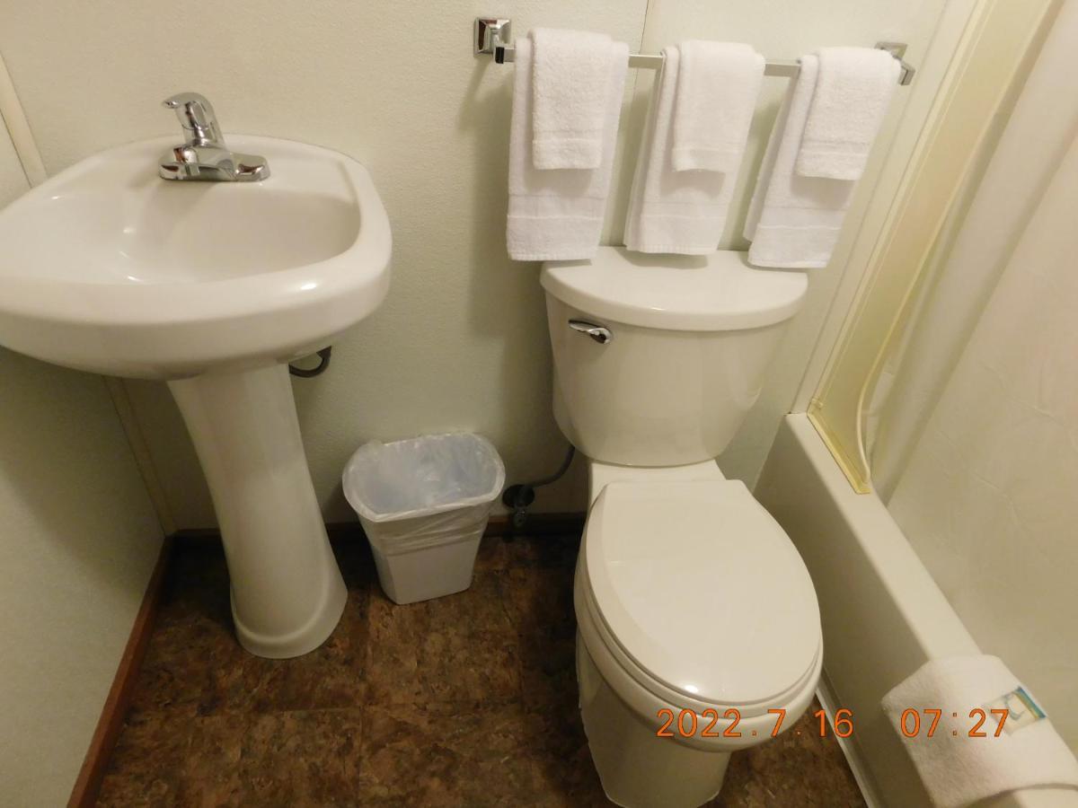 Patio Motor Court Motel Carroll ภายนอก รูปภาพ